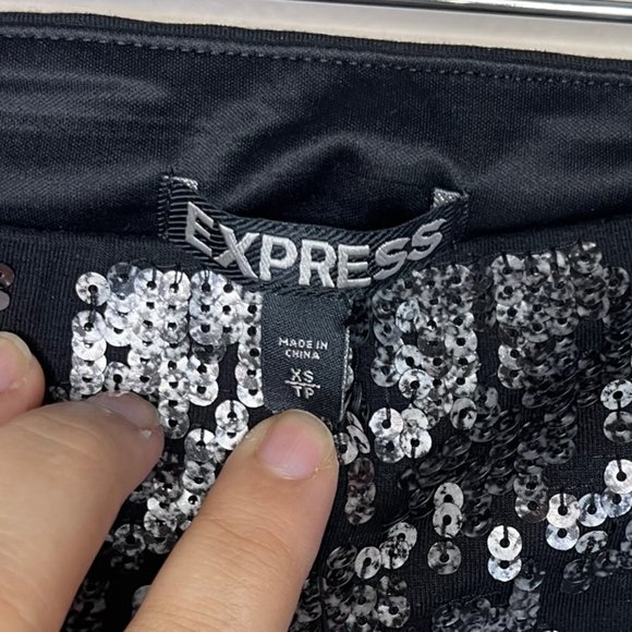 Express Black Silver Sequin Embellished Mini-Skirt XS - NEW - Picture 6 of 8